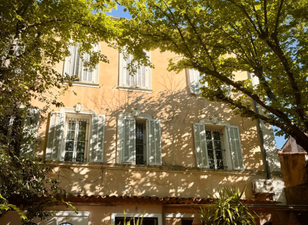 agence stratégie digitale Saint-Tropez