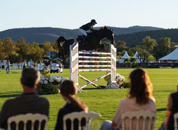 Site internet Haras de Gassin - Polo club saint-tropez - agence de communication R Numérique